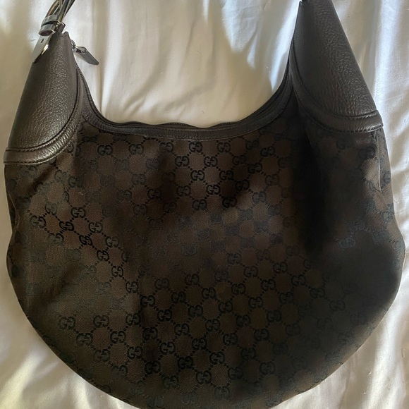 Gucci Brown GG Canvas Hobo purse, size: medium. Pre-loved - Picture 3 of 13